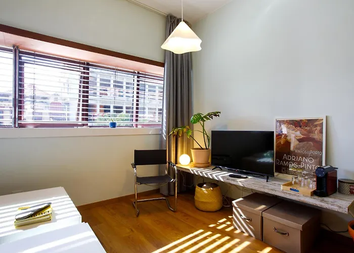 Casa Agustina, And Sunny With Optional Parking *