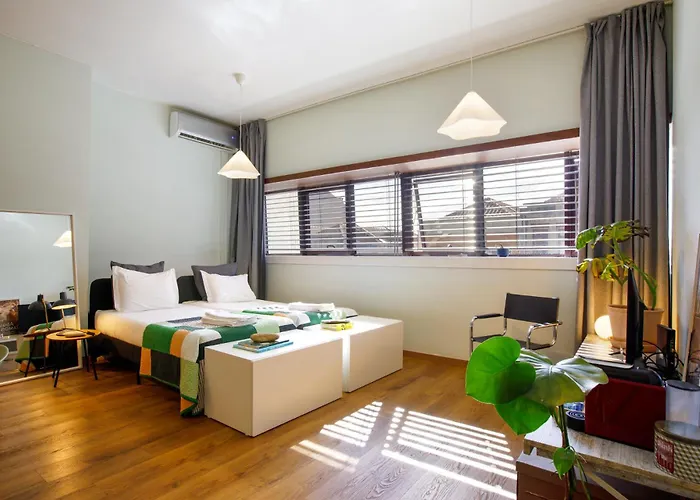 Casa Agustina, And Sunny With Optional Parking